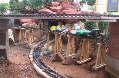 Short trestle on east side under construction